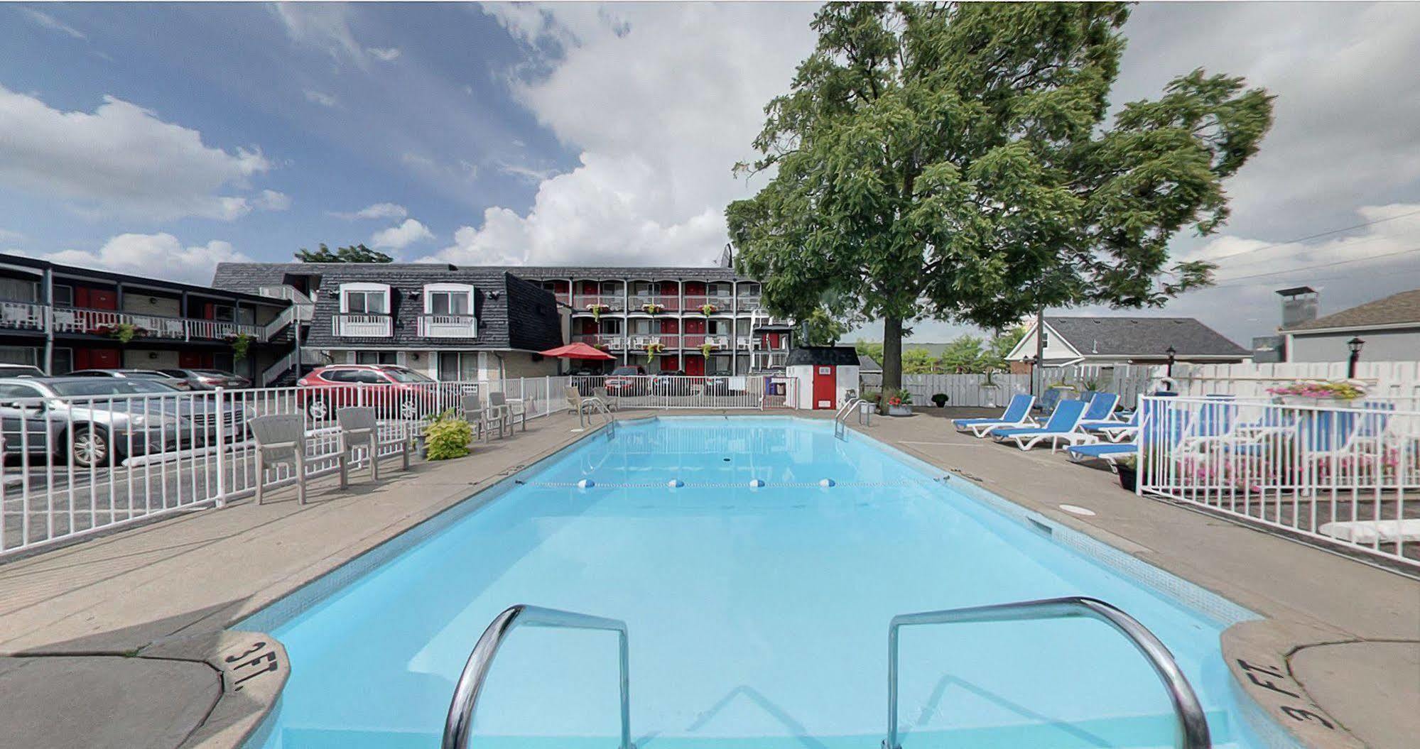 Kings Inn Near The Falls Ниагарски водопад Екстериор снимка